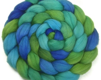 Handpainted Superwash BFL Nylon 80/20 Sock Roving - 4 oz. SEAGLASS - Spinning Fiber