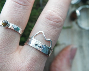 Arrow ring band | Antiqued Silver Ring band | Arrow ring | Midi ring | Silver ring band | Textured ring band | Thick ring band
