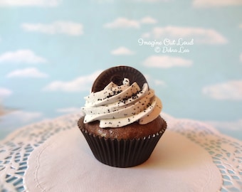 Fake Cupcake Chocolate Cookies N Cream with Sandwich Cookie