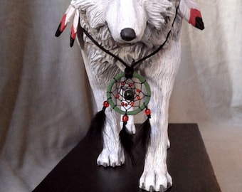 Wolf (statue, sculpture) - totem animal