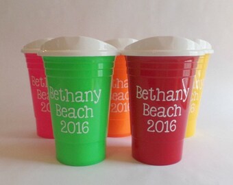 Reusable Solo Cup, Personalized Solo Cups with Lid, Monogrammed Solo Cup, Custom Cups, Beach Cup, Party Cup, Bachelorette Weekend Cups