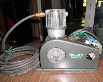 Vintage Miller 2000 Air Brush Paint Compressor