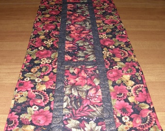 Quilted Table Runner Red Black , Red Black Quilted Table Runner Quilt Fall, Quiltsy Handmade, Red Floral Runner, Fall Table Runner Quilt