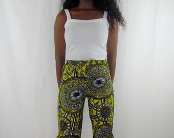 Elasticated crop shorts