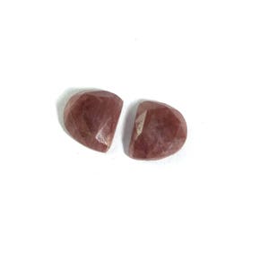 Sapphire faceted gemstone 11x12mm