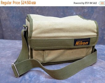 BTS Vintage Nikon Camera Green Canvas Bag Case with Dividers
