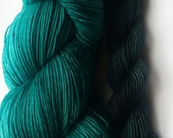 Hand dyed yarn, Majestic, 75/25 super wash merino/nylon yarn. sock yarn set, teal green yarn, mini skein, sock knitting, knitting, crochet