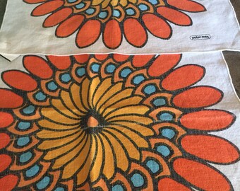 Rare Pair of Vintage 1960's Peter Max Op Art Napkins