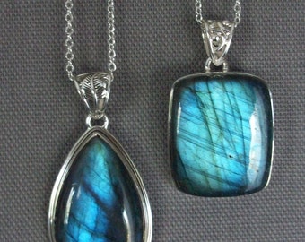Labradorite Necklace/Sterling Silver Labradorite Necklace/Labradorite Pendant/HighBlue Flash Labradorite/High Quality Blue Labradorite/LB076