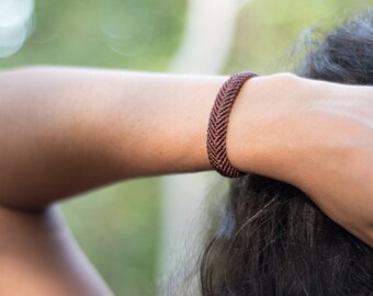 Macrame bracelet, handmade jewelry, micro macrame, friendship bracelet