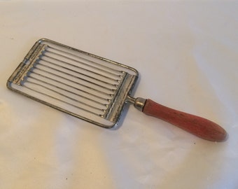 Vintage Tomato Slicer Red Handle Tomado Holland