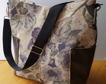 Large Fun Compass Bag in Decorator weight cotton fabric