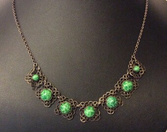 Vintage Art Deco Czech green glass necklace