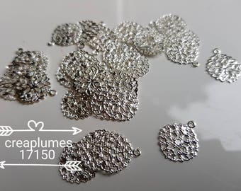 20 15mm brass flower filigree pendants
