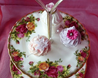 Royal Albert Old Country Roses 2-tier cake stand , decorated with burgundy, pink and yellow roses, accented with lustrous gold banding.