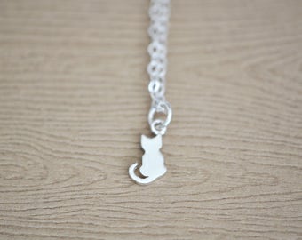 Cat Necklace - Cat Jewelry - Cat Pendant - Sterling Silver cat necklace - Tiny Cat Necklace - Gift For Women