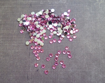 Lot of 400 rhinestones 4 mm pink