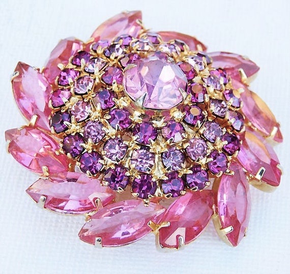 Pink Rhinestone Brooch / Mid Century Fashion Jewelry