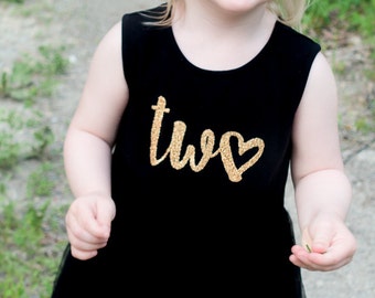 BRICOLAGE, deux chemise de fer sur le transfert pour chemise de deux ans d’anniversaire, les filles 2ème anniversaire tenue, deuxième anniversaire chemise, tournant 2 anniversaire chemise,