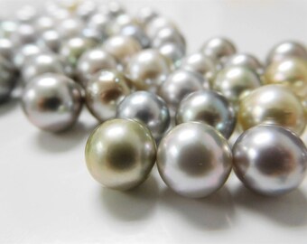 8-11mm Light Silver-Multi Round Loose Tahitian Pearls
