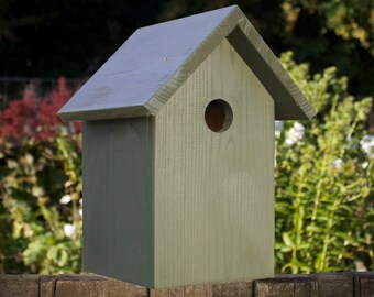 Bird Box, BIrd House, Nest box, Wildlife House, Garden Gift, Garden Decoration, Dark Green. Can be personalised.