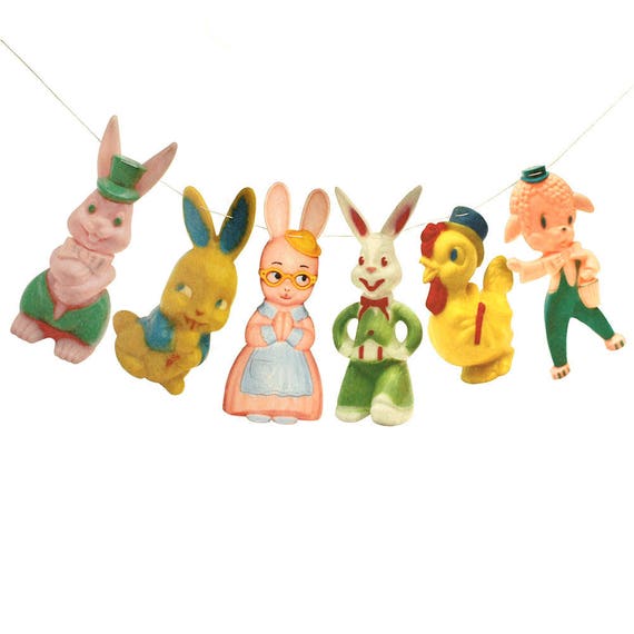 Vintage Easter Garland photo reproductions on felt