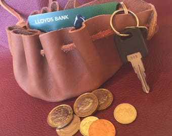 Small bucket purse