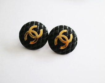 Reserved***Do not Purchase***Vintage Authentic Chanel CC logo Clip-on Earrings 93P