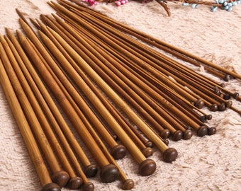 1 pair of needles is 25cm 18 sizes of 2.0 mm has 10.0 mm bamboo