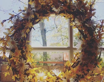 Warm Forsythia and Daisy Wreath