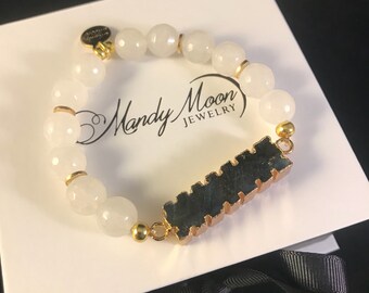 Labradorite and moonstone beaded bracelet