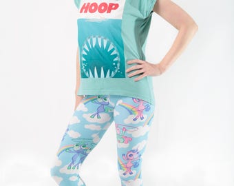 Unicorn hula hooping leggings