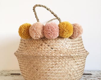 Large seagrass pompom basket bag storage nursery for Toy of laundry , panier boule