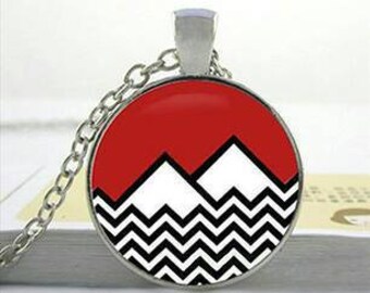 TWIN PEAKS "Black Lodge" Pendant Necklace