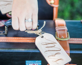 Mr and Mrs Luggage Tags, Wedding Gift for Bride & Groom Honeymoon Suitcase Tags for Wedding Gift Engraved Wooden Tag Set (Item - LUG300)