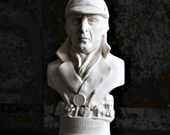 Sherlock Holmes bust