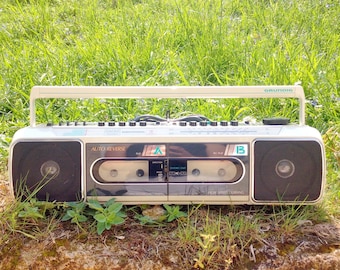 Boombox Ghetto Blaster Grundig 70 s - 80s (K7 does not work)