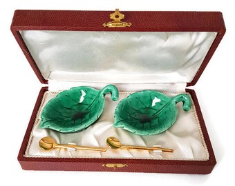 vintage ceramic salt and pepper cellars, french kitchen