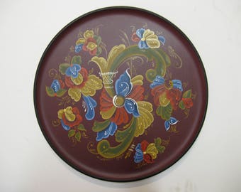 Norwegian Rosemaling on a 12 inch plate