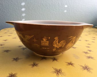 Vintage Pyrex 442- Early American Mixing Bowl