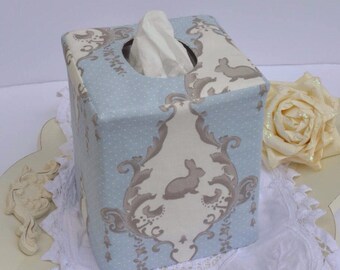 Bunny medallion reversible tissue box cover