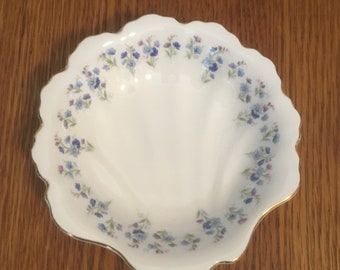 Royal Albert Memory Lane Shell Dish Small Dish Candy Dish