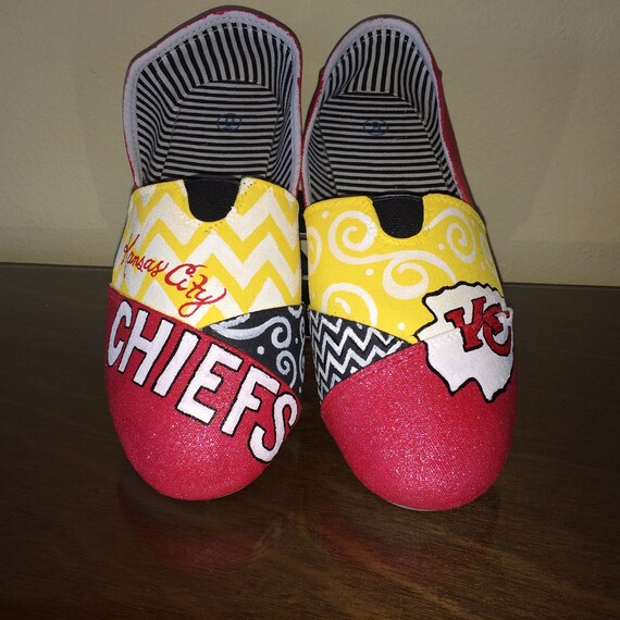 Kansas City Chiefs women's shoes Toms available