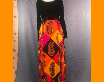 70s Maxi Dress Size Medium