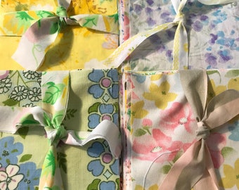 Vintage Sheet, Vintage Fabric, Retro Fabric, Cotton Fabric, Charm Pack, Charm squares, Quilting Bundle, Floral Fabric, Quilting Fabric