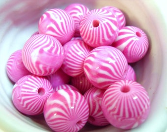 20x 13mm Raspberry Pink Stripe Resin Juicy Globe beads