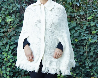 Vintage 60s-70s Knit Poncho Cape Retro Boho Hippie