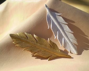 2" or 1.5" metallic leather feathers .