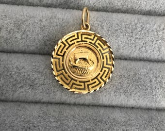 Vintage Gold Greek Disc Charm / Pendant (C-155)