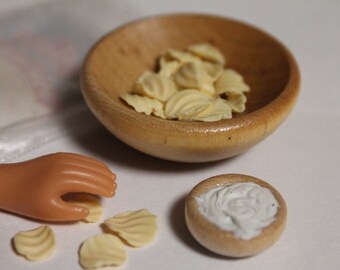 1:6 scale Ruffled chips+ for Barbie, Ginny, Fashion Royalty, Blythe, or Momoko, Tyler, Poppy Parker